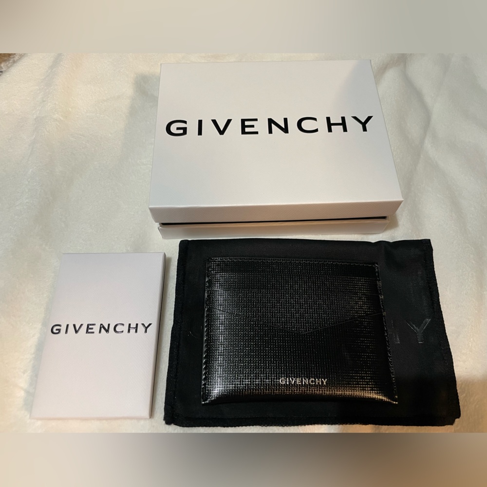 Givenchy Black Card Holder 4G Leather 🖤